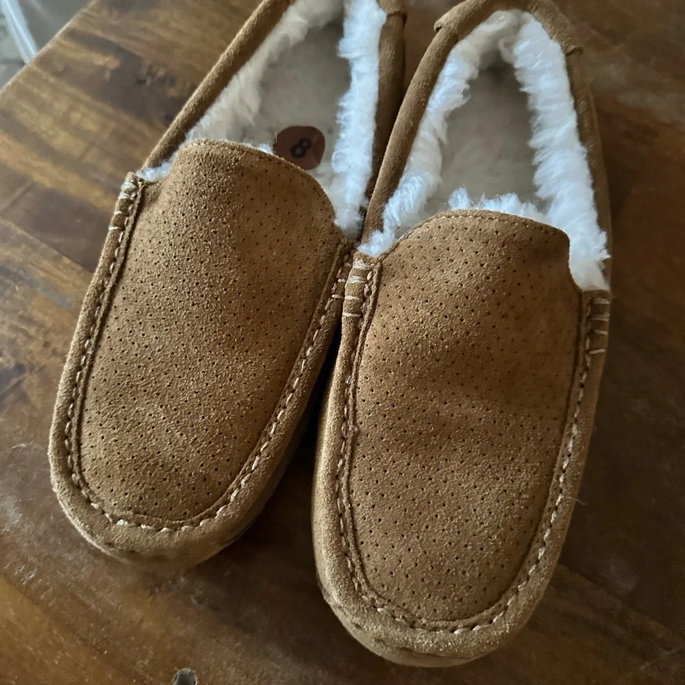 Kookaburra‎ by UGG Tipton tan suede Sherpa lined slippers men’s size 8 NWOB
